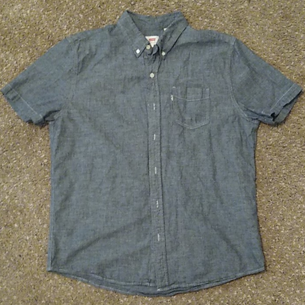 Levi's (shirt)